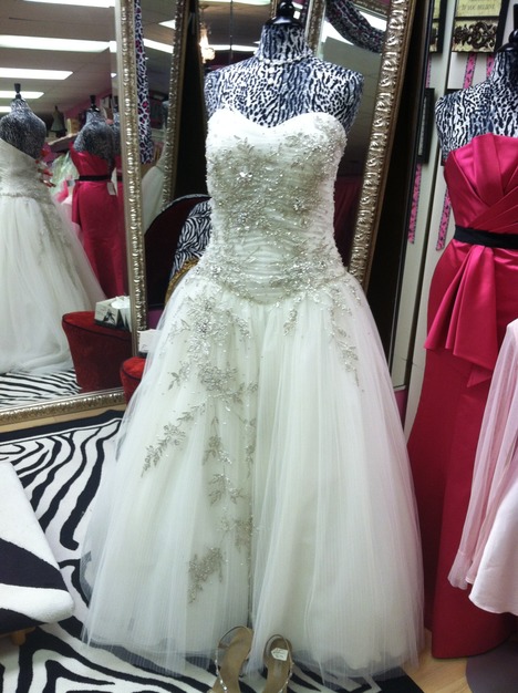 Dress Haute - Oakdale, PA Dress Haute - Oakdale, PA