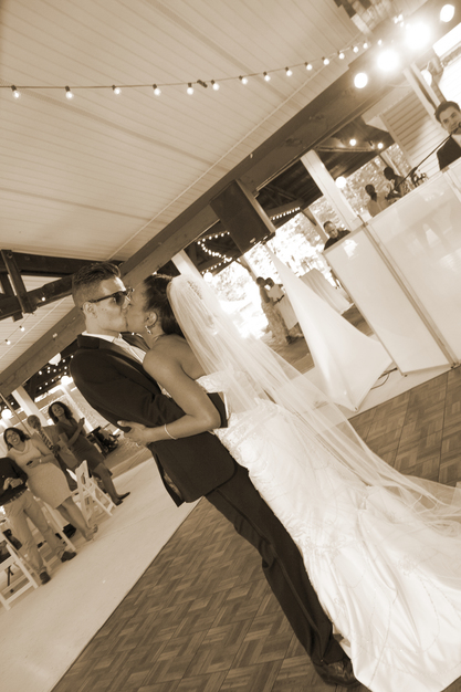 DJ in Union City - Jeron Music Entertainment: Wedding DJ & Photo Booth