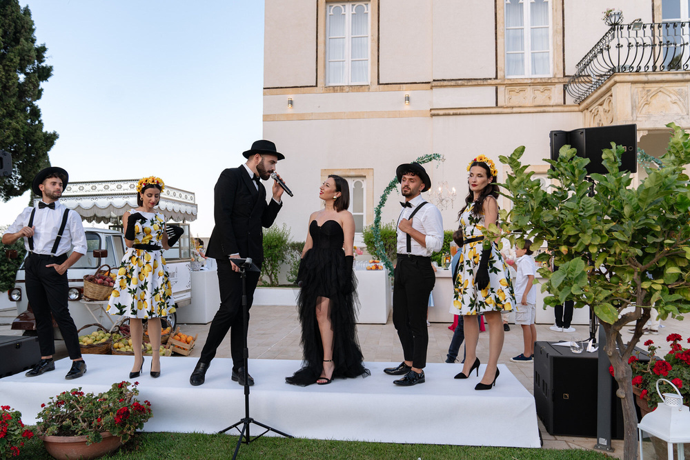 Dolce Vita Themed Weddings Sparkle In Taormina - From Brazil To Sicily A Destination Wedding Dream