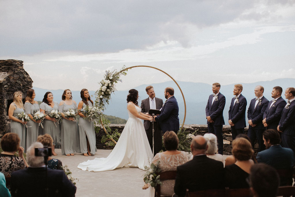 What Makes A Wedding Ceremony Feel Meaningful (the Stuff People Actually Remember)