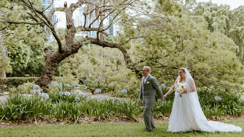 A Fun & Playful Brisbane City Botanic Gardens Wedding