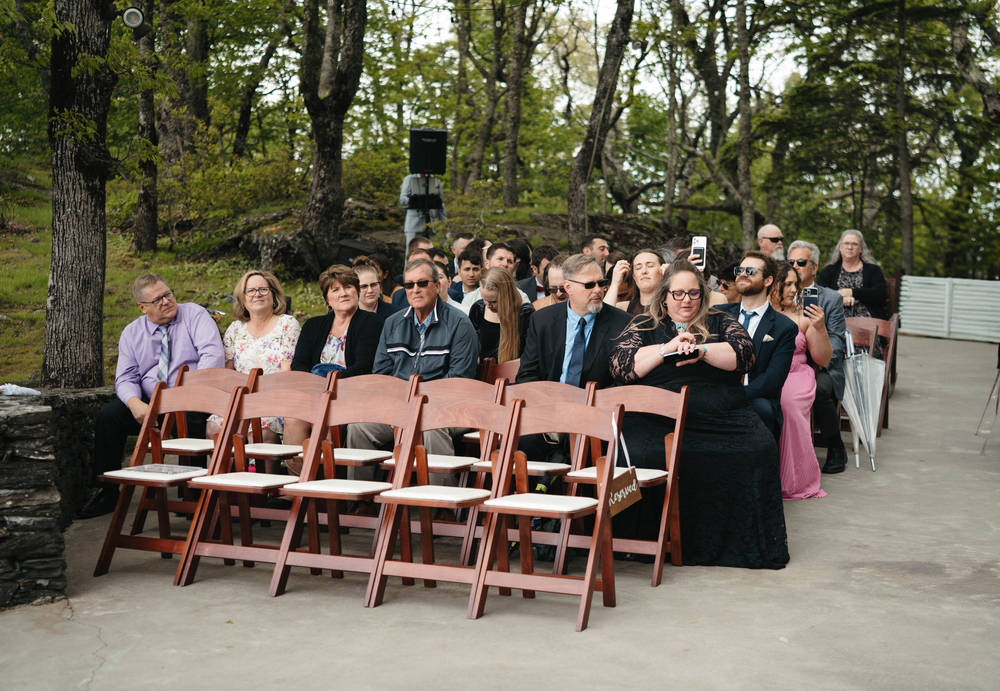 How To Prepare Personal Items For The Wedding Day