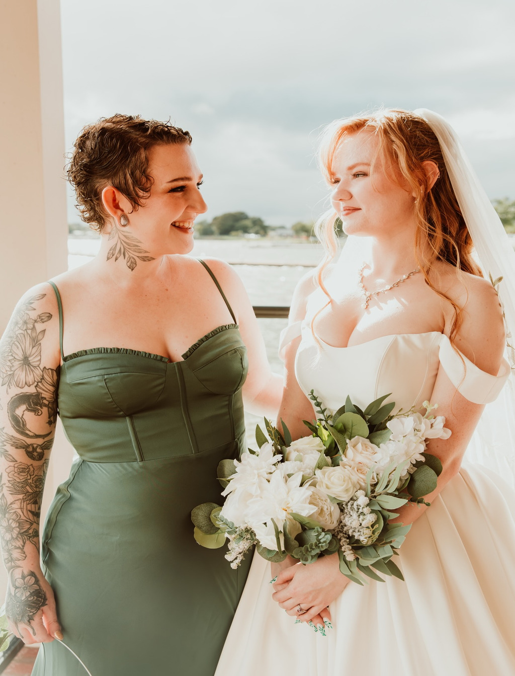 Lakeside Elegance: Samantha & Addison’s Unforgettable Day At Tavares Pavilion