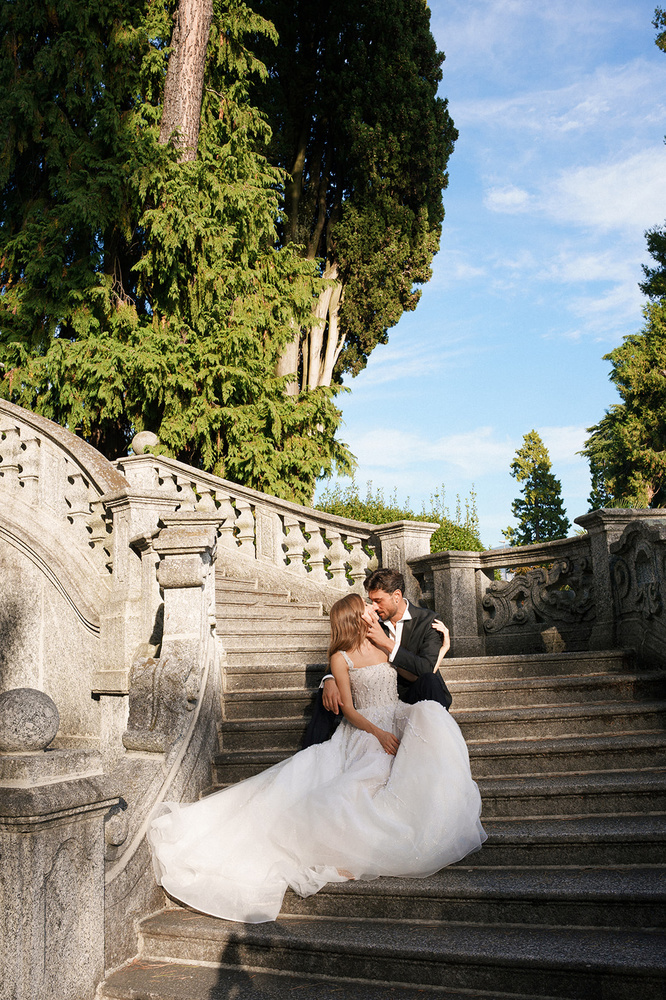 The Art Of Love On Lake Como