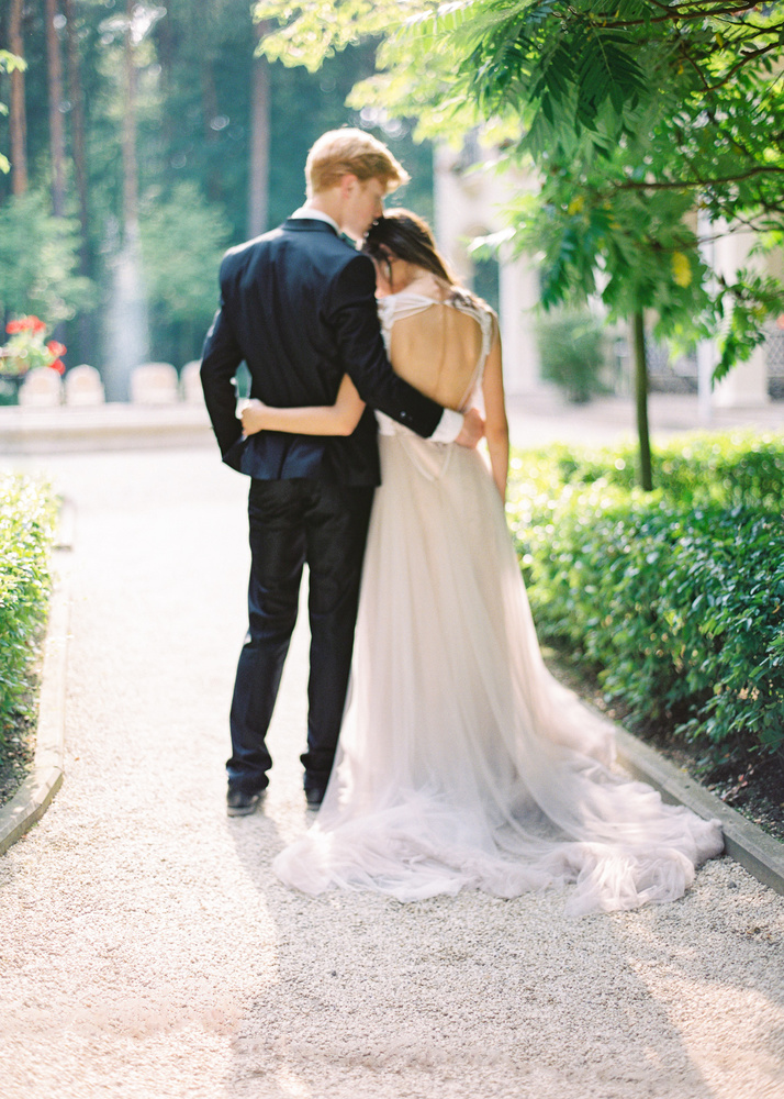 Vibrant Tones Elegant Wedding Inspiration