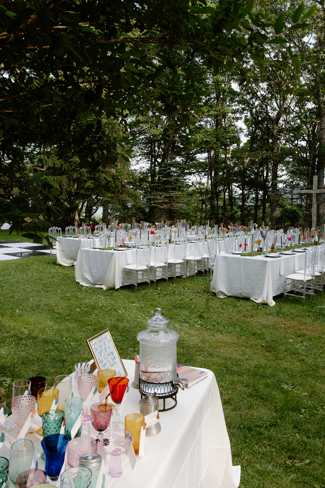 Ways To Keep Guests Engaged During Your Wedding Reception