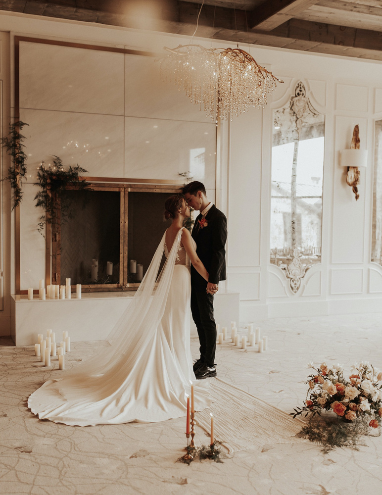 Sleek & Modern Styled Wedding Shoot