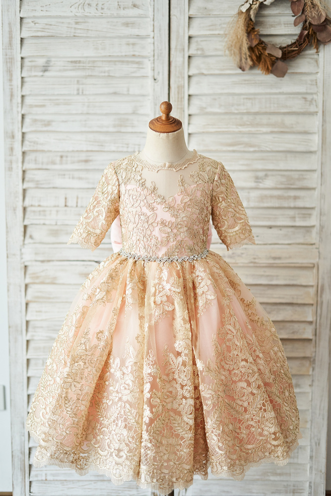 10 Elegant Flower Girl Dresses For Winter Wedding