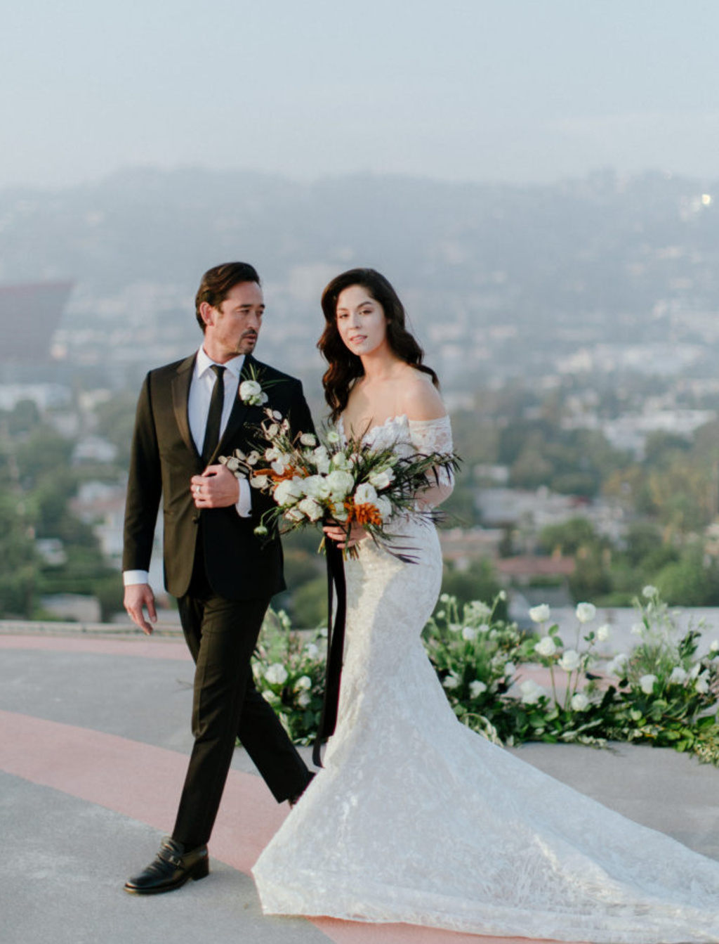 How To Elope In La: With A Beautiful Cake + An Amazing View