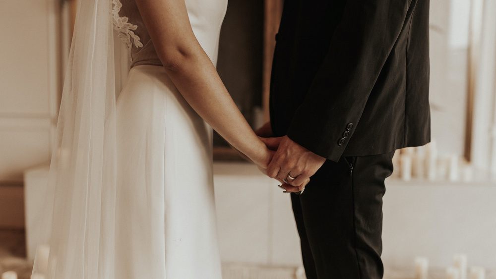 Sleek & Modern Styled Wedding Shoot