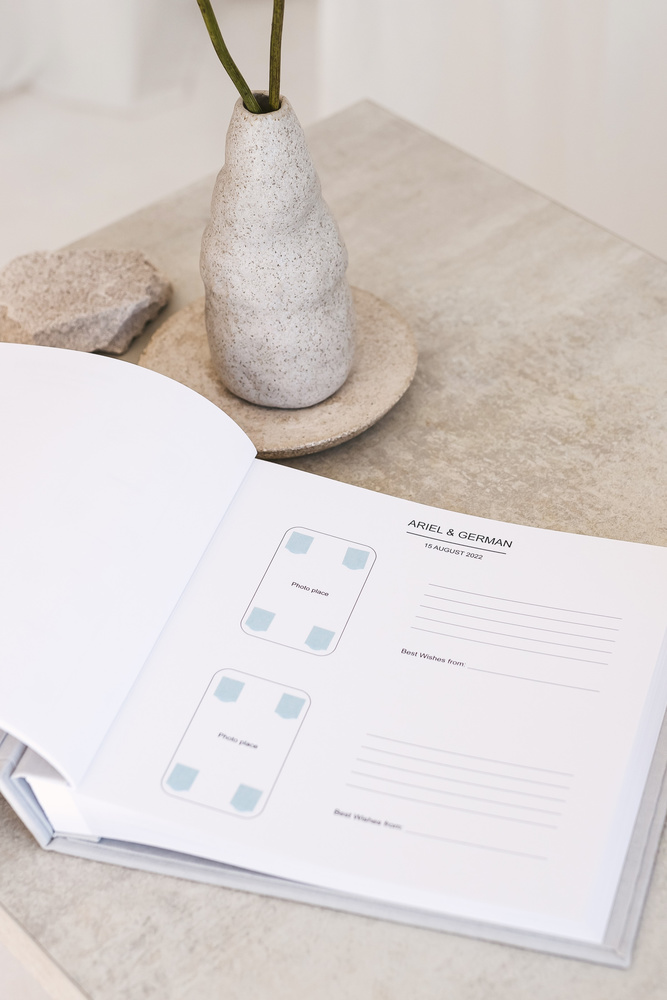 Capturing Love And Memories: Why Choose A Wedding Photo Guest Book.