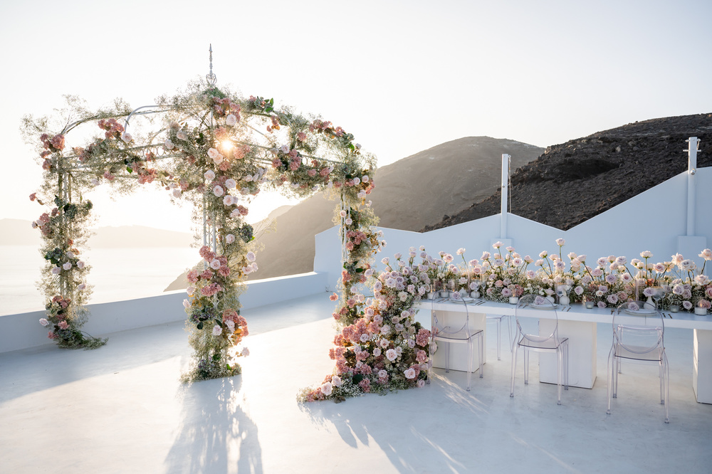 A Luxury 3 Day Santorini Wedding