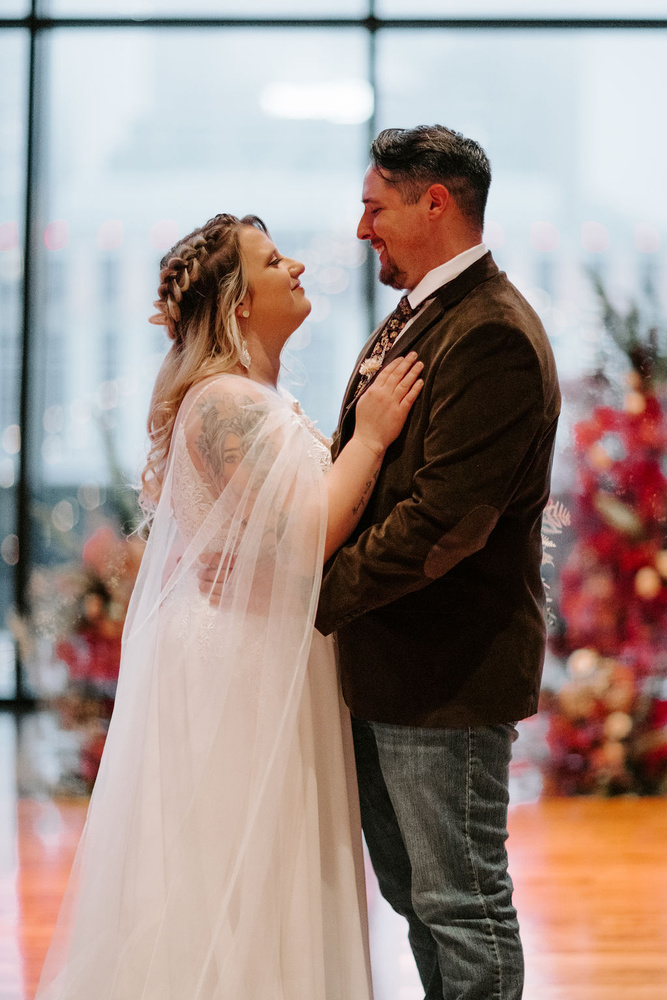 7 Quick Tips For A Made-to-measure Wedding Dress