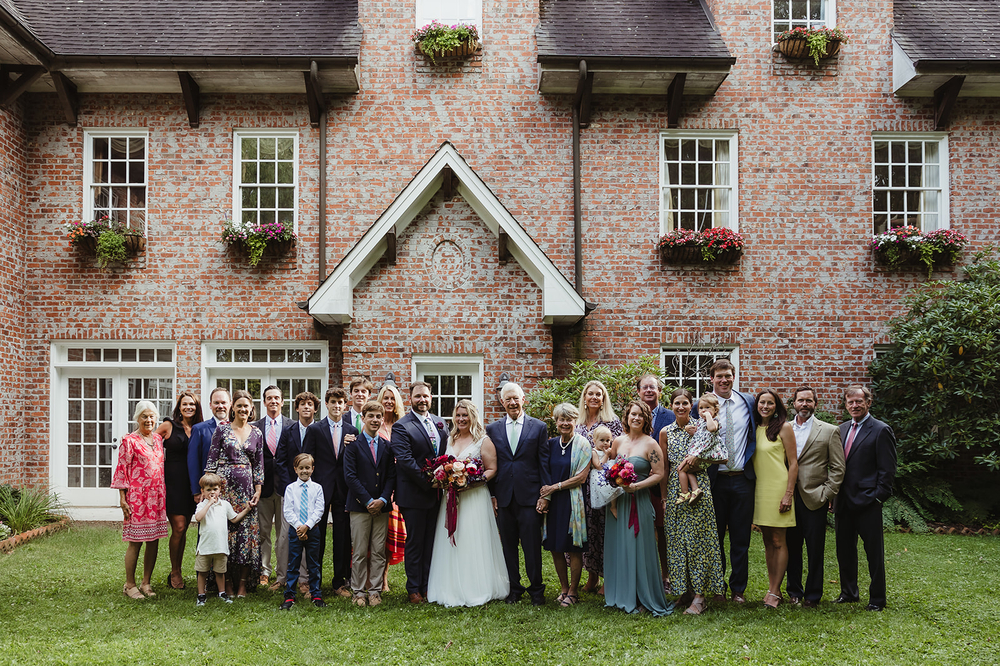 How To Prepare Guests For An Outdoor Wedding Event