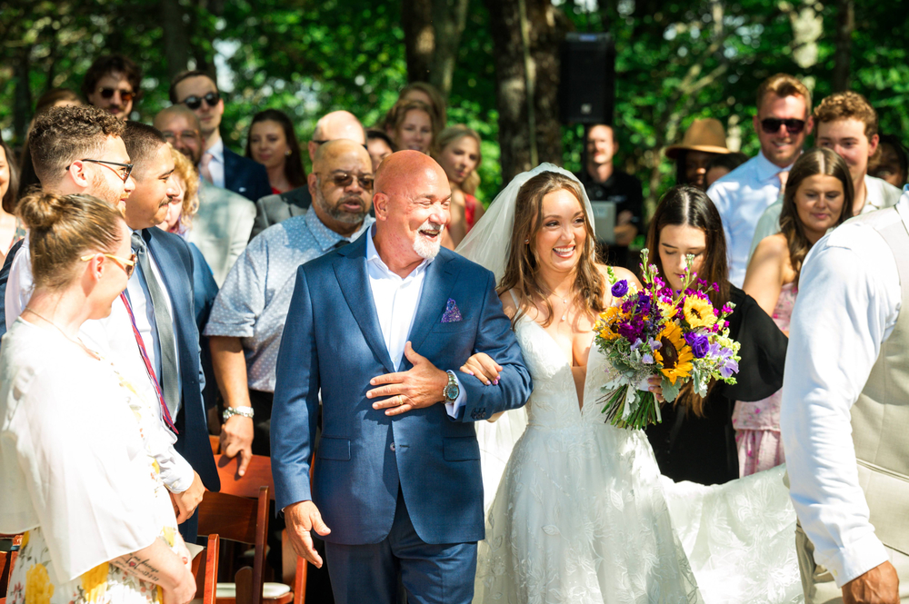 What Creates A Calm And Enjoyable Wedding Environment