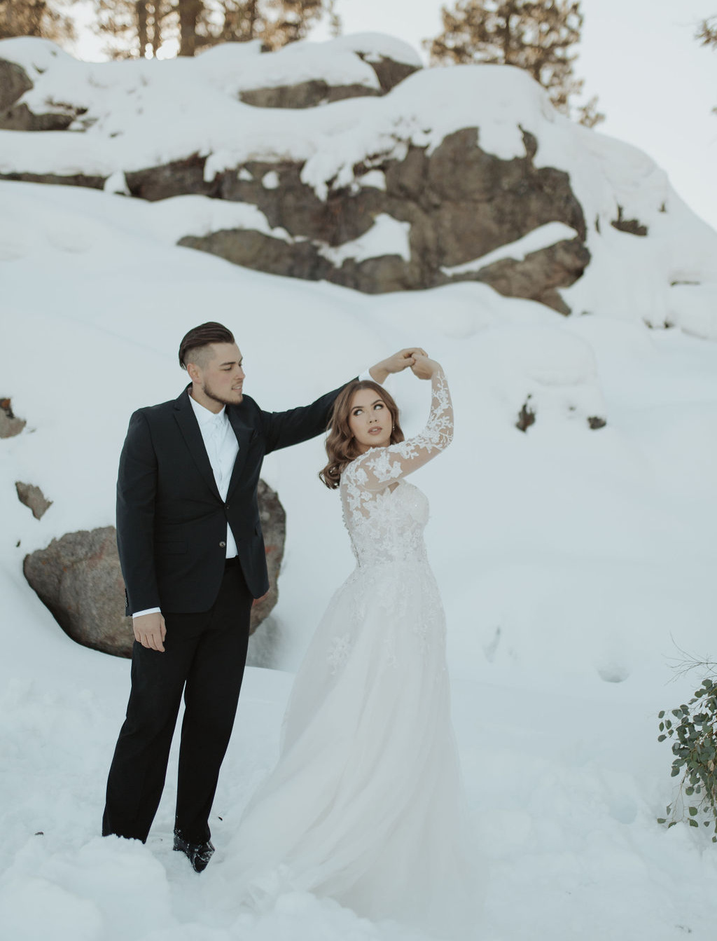 How To Plan A Winter Wedding