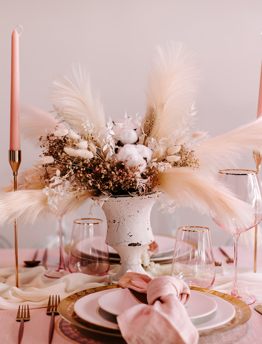 Bold Amour: Pink Wedding Inspiration At Canvas Event Venue