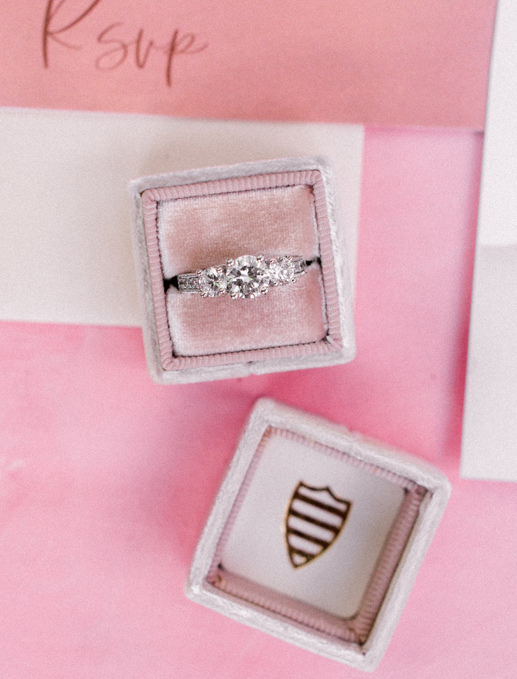 Mod Summer Wedding Inspiration At Bonnycastle Garden