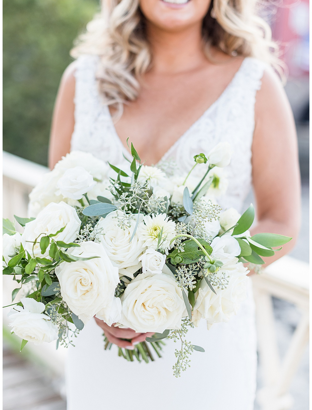 This Couple Pulled Off Pivoting Their Aruba Beach Wedding To An Elegant Backyard Wedding In Just Four Weeks