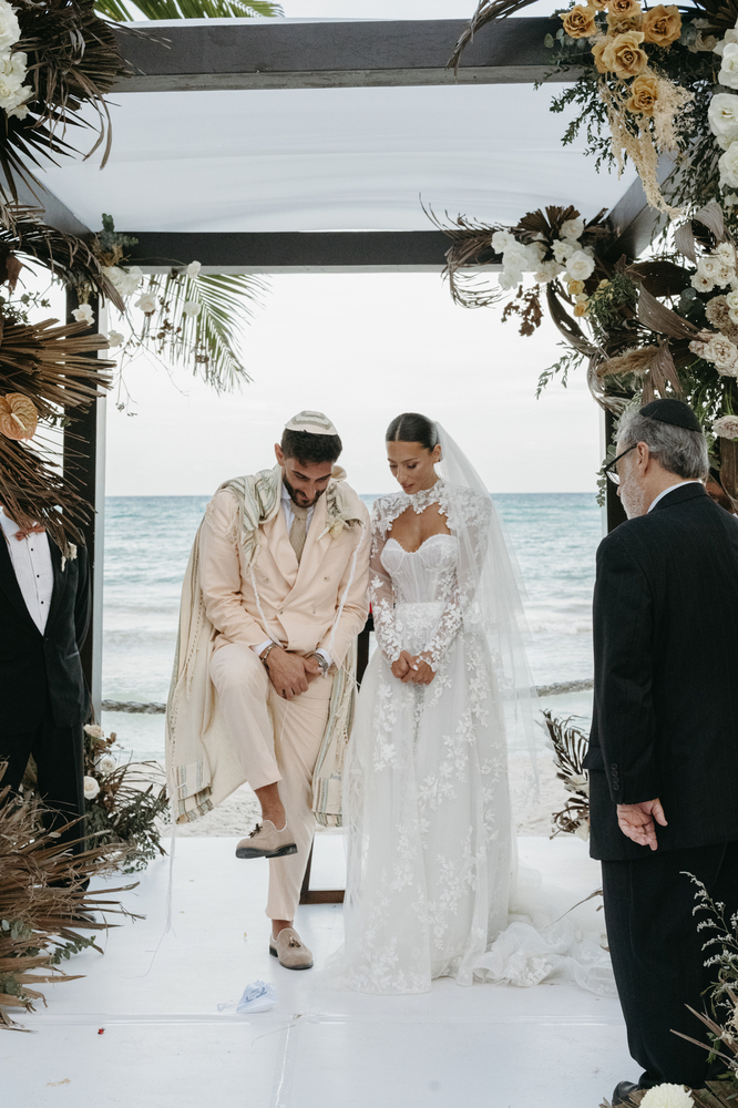 Modern Boho Elegance: A Jewish Wedding At Saasil Kantenah, Tulum