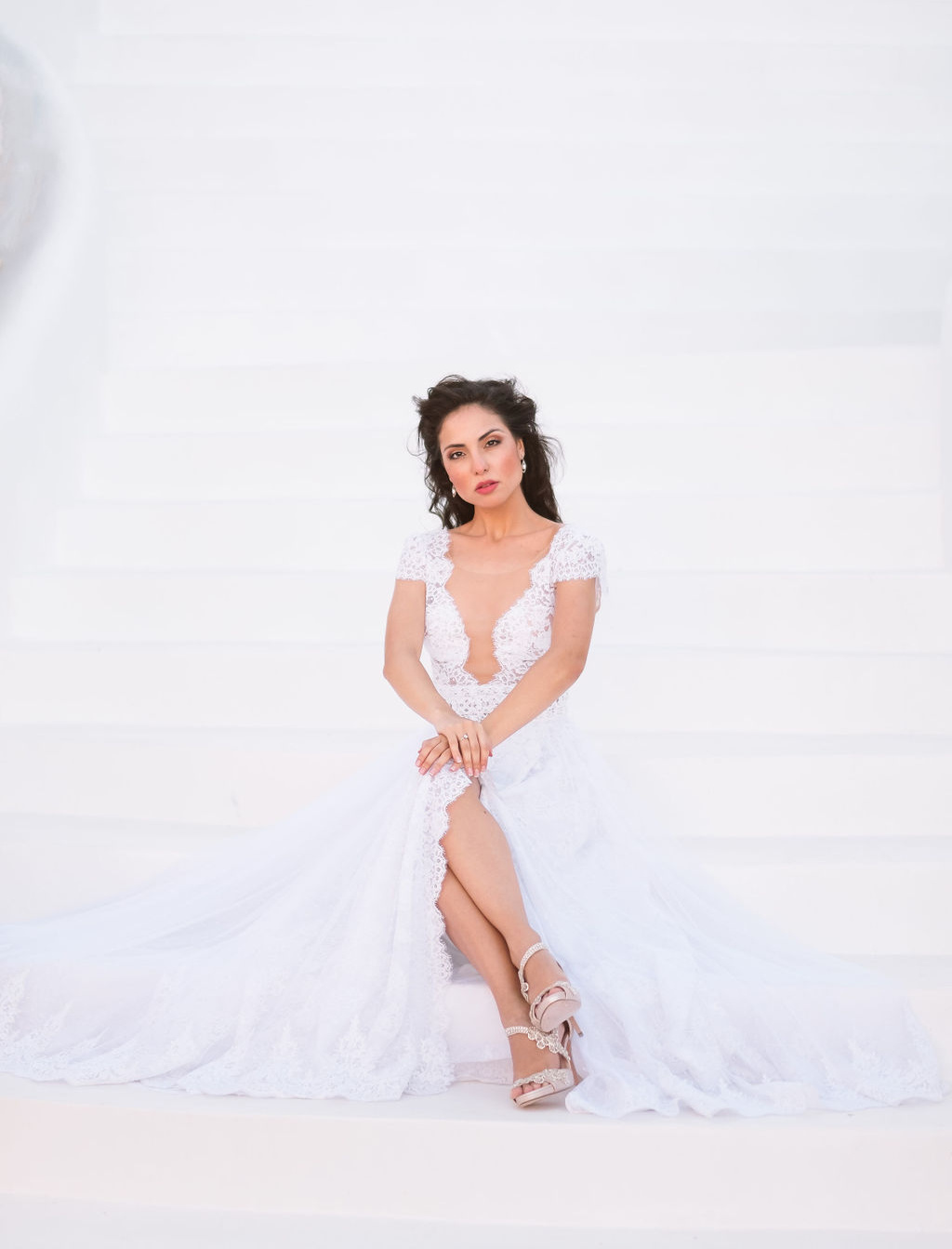 Ethereal Bridal Shoot In A White Villa In Crete