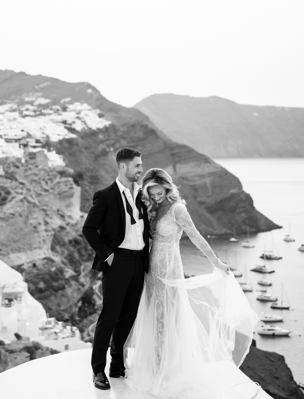 A Luxury 3 Day Santorini Wedding