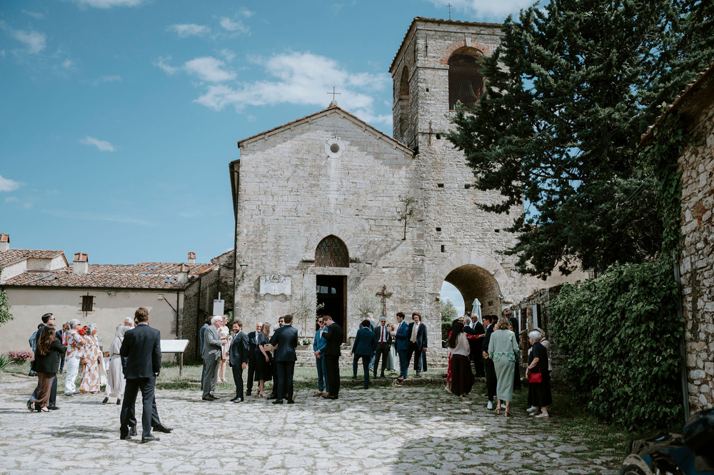A Destination Wedding In The Hidden Tuscany