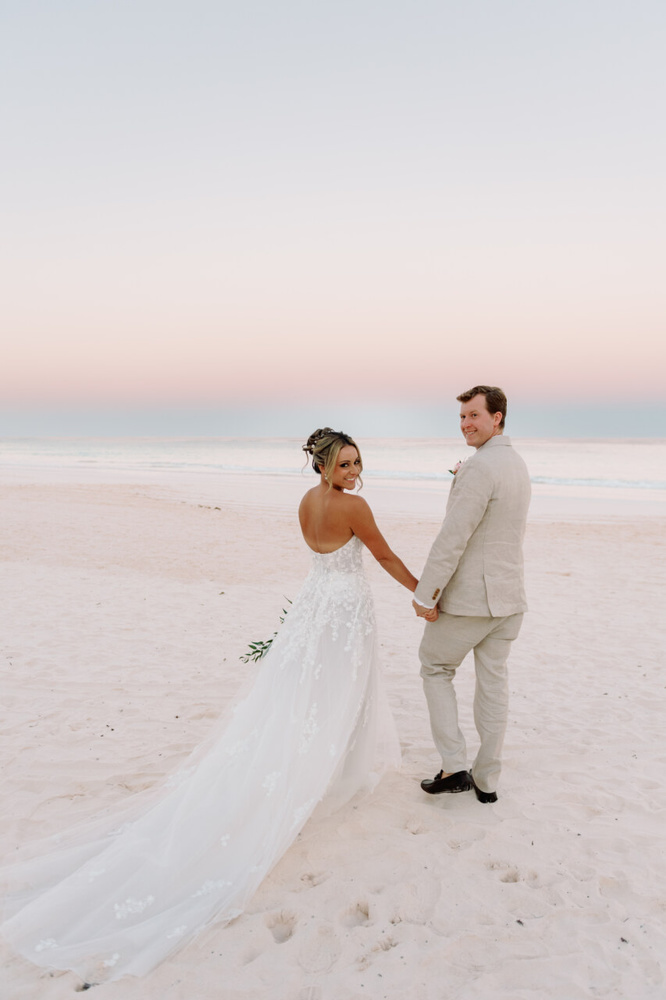 Bahamas: Luxury Bridal Beauty In Paradise