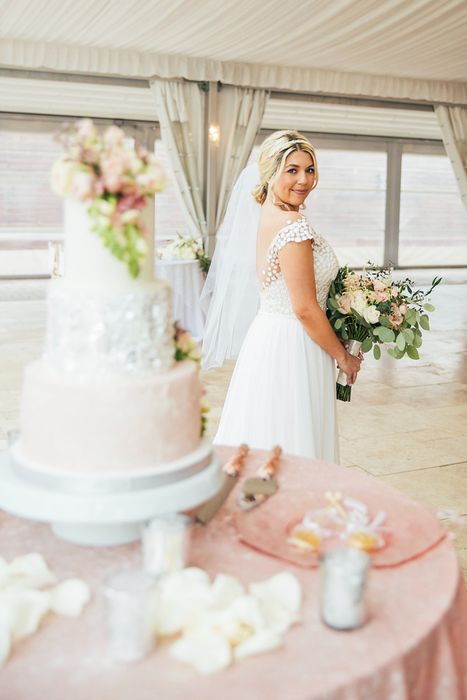 5 Tips For Booking Your Wedding Photographer