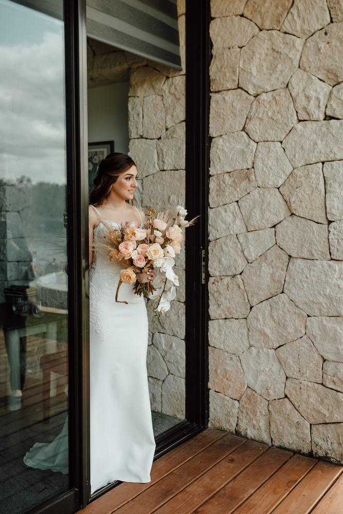 Beautiful Lake House Micro-wedding