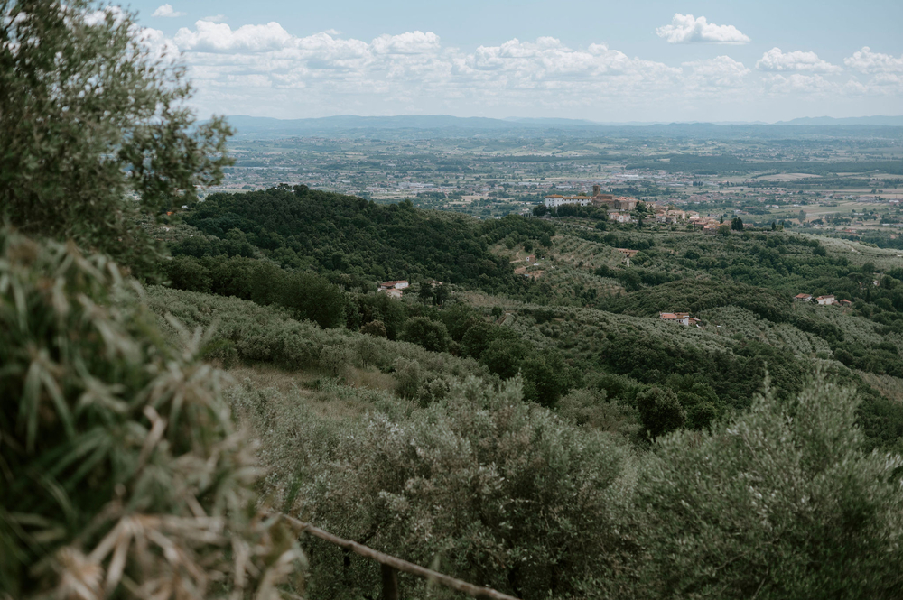 A Destination Wedding In The Hidden Tuscany