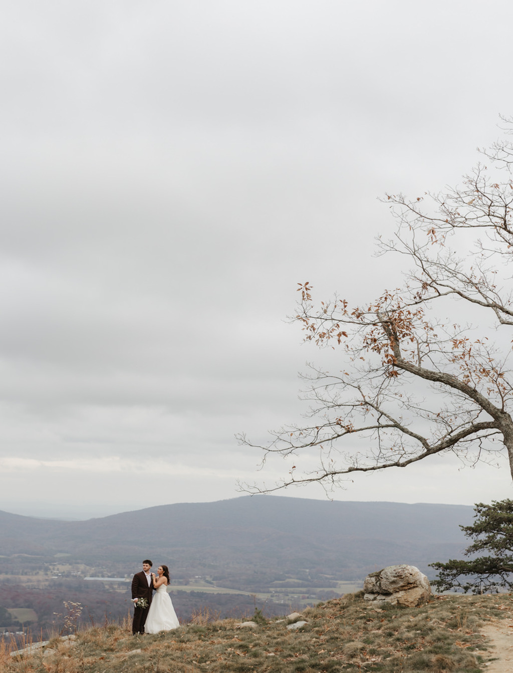 Contemporary Wedding Style Meets Mountain Scenery At Mclemore