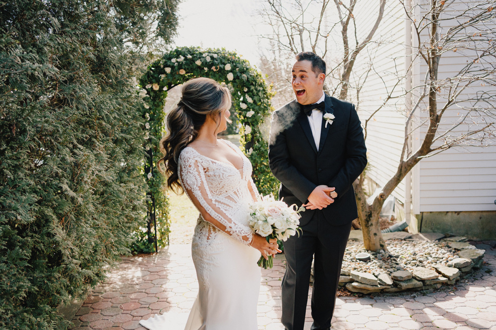 A Classic New Jersey Intimate Winter Wedding