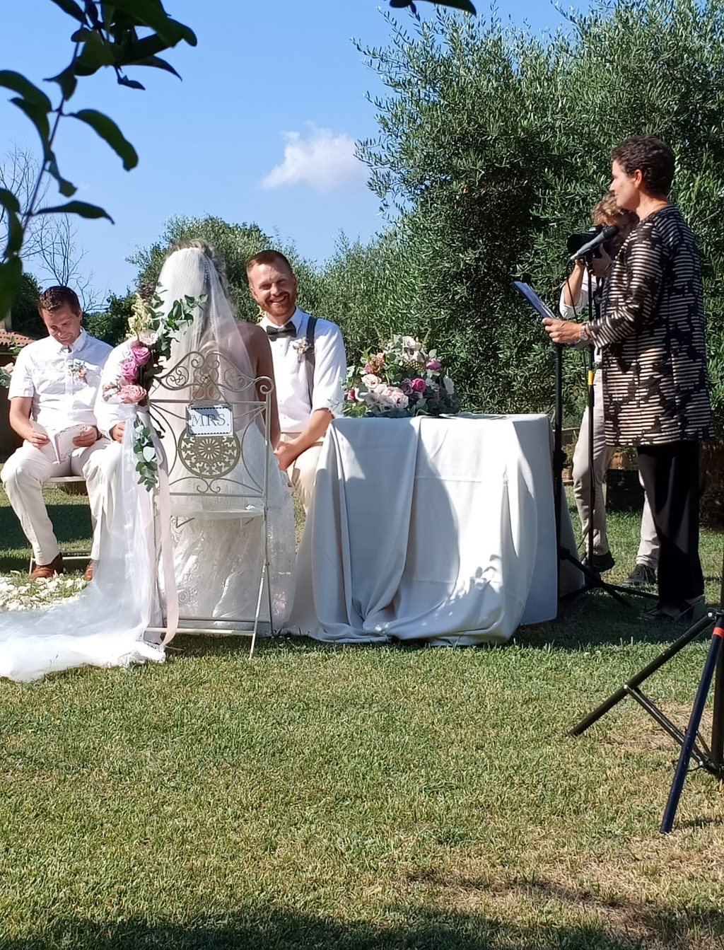 Romantic Wedding In Rome