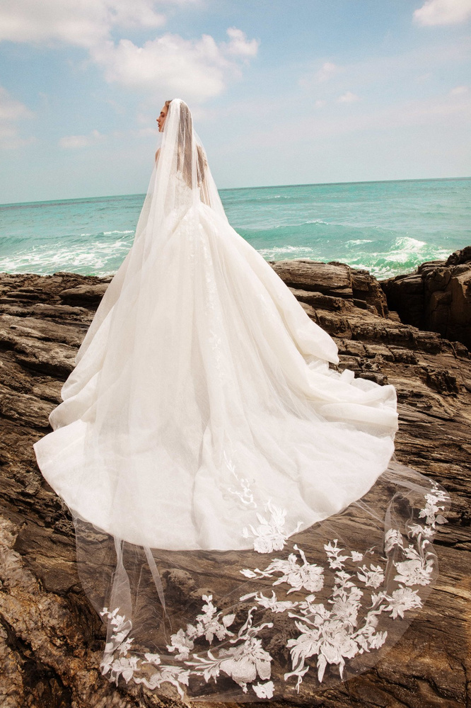 The Trunk Show Of Your Dreams: La Premiere Couture