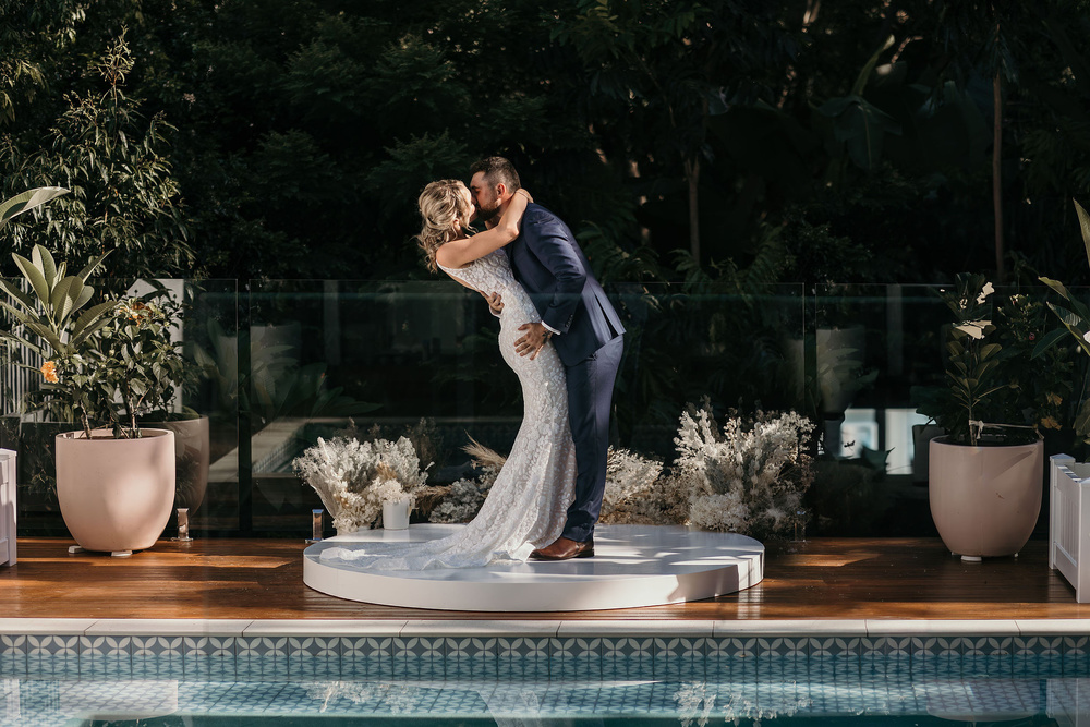 A Dreamy Poolside Elopement