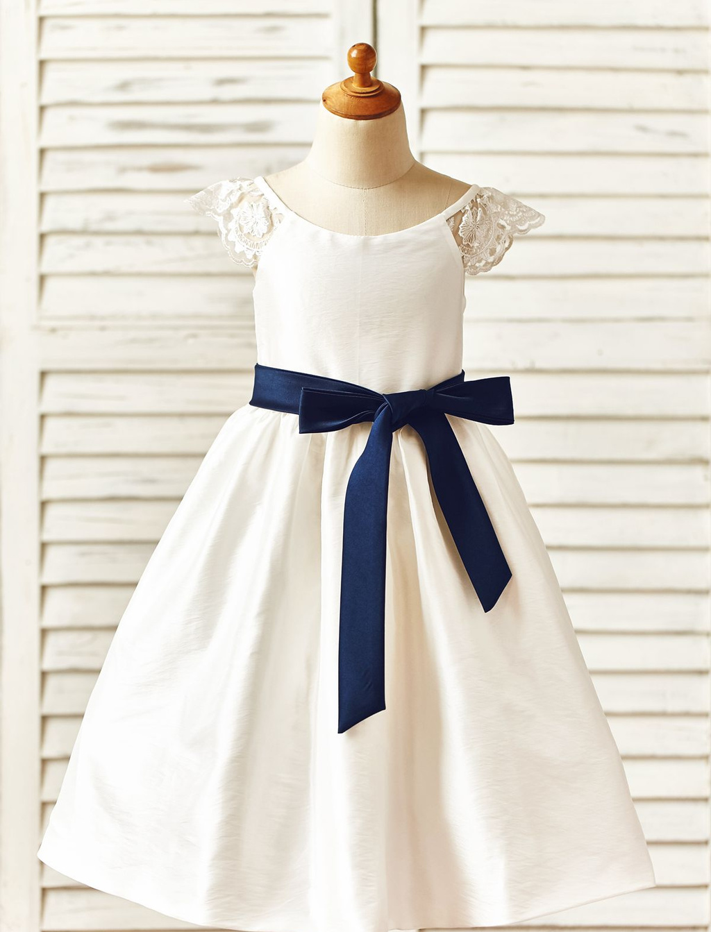 Beautiful Savannah Wedding With Princessly Flower Girl Dresses