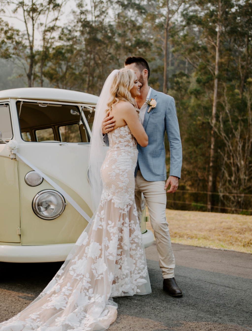 Australian Micro-wedding In The Hinterland Countryside