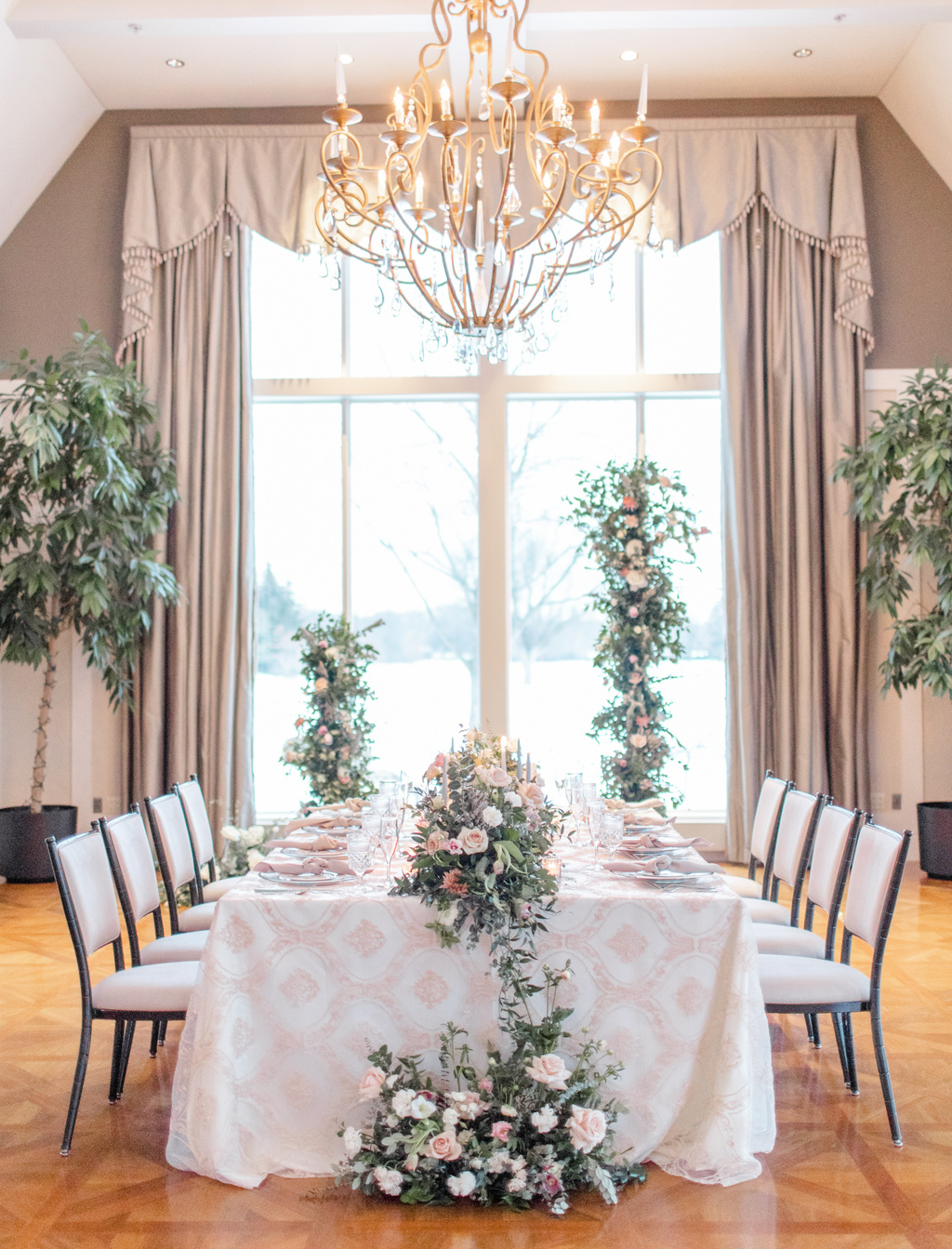 Spring Inspiration At Cascade Hills Country Club