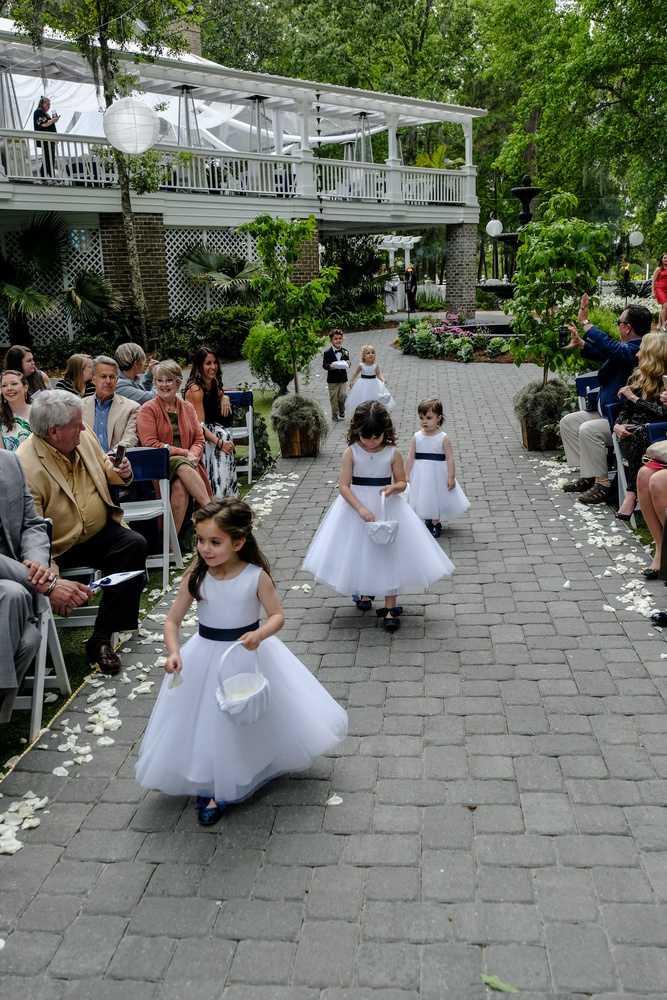 Beautiful Savannah Wedding With Princessly Flower Girl Dresses