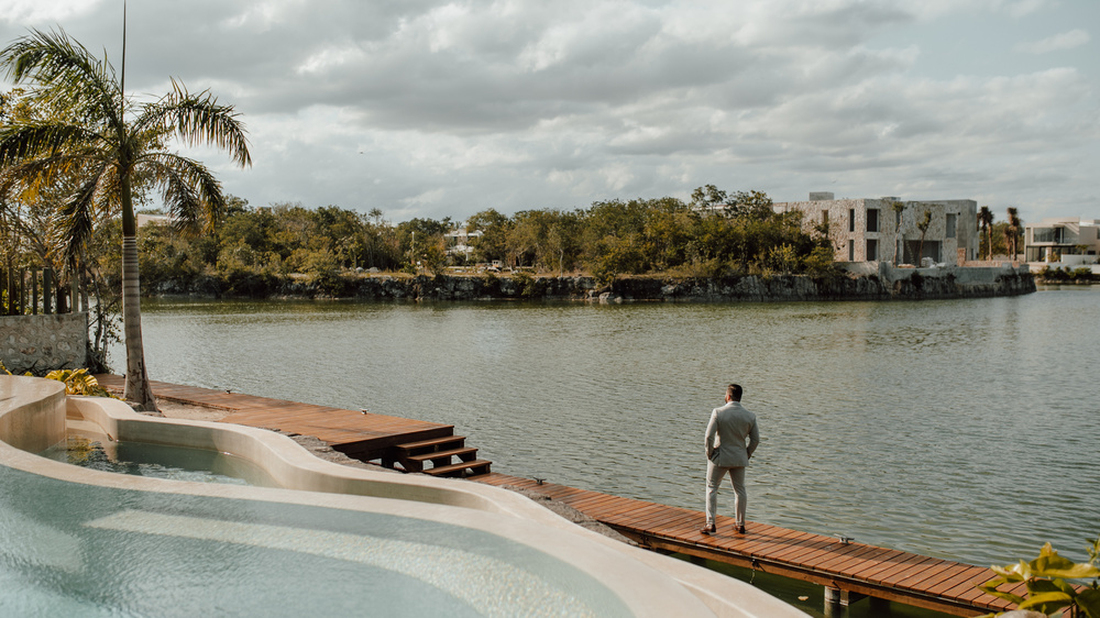 Beautiful Lake House Micro-wedding