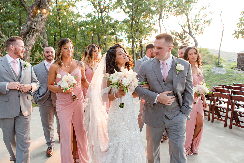How Wedding Signage Helps Guests Navigate Your Event