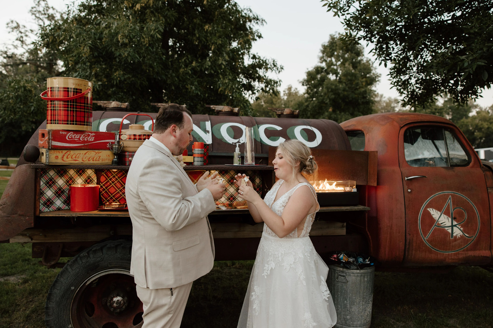 5 Romantic Ways To Pop The Question This Valentine’s Day, Planning Your Minnesota Proposal