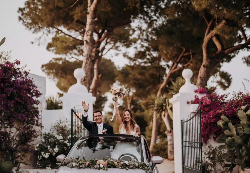 Why Elopement Weddings Are Making A Comeback