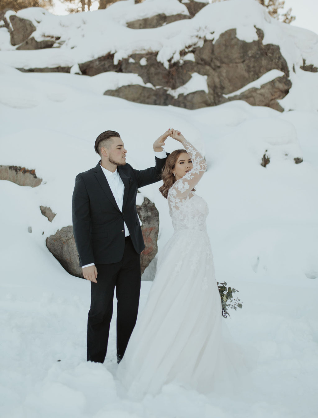 How To Plan A Winter Wedding