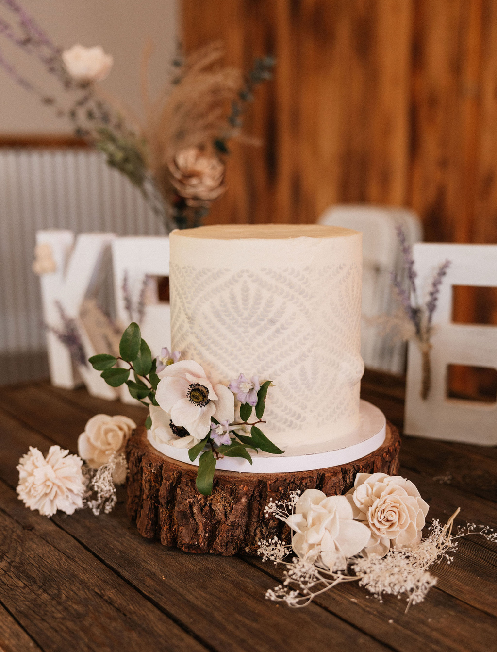 Addyson And Bransen's Barn Wedding In Kalispell, Montana
