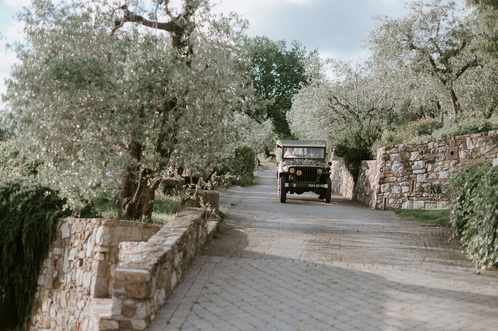 A Destination Wedding In The Hidden Tuscany