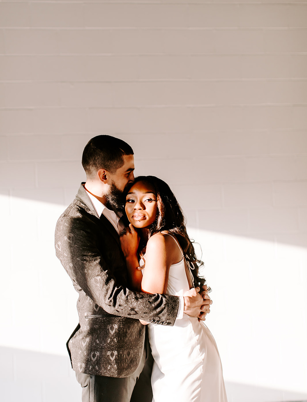 Bold Amour: Pink Wedding Inspiration At Canvas Event Venue