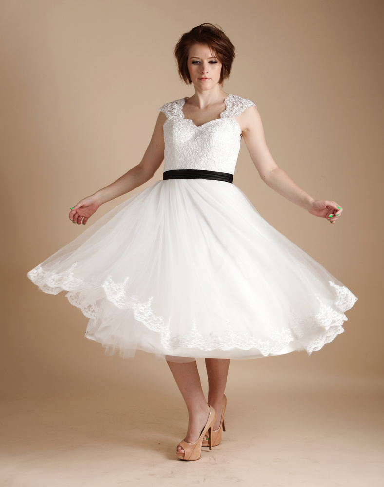 The Best Wedding Dresses For A City Hall Wedding