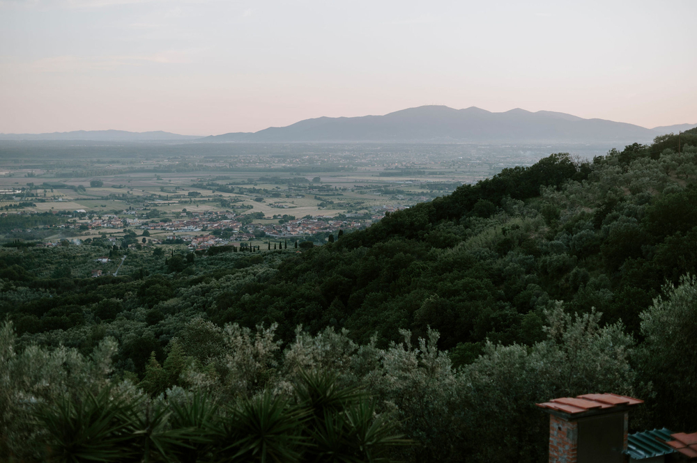 A Destination Wedding In The Hidden Tuscany